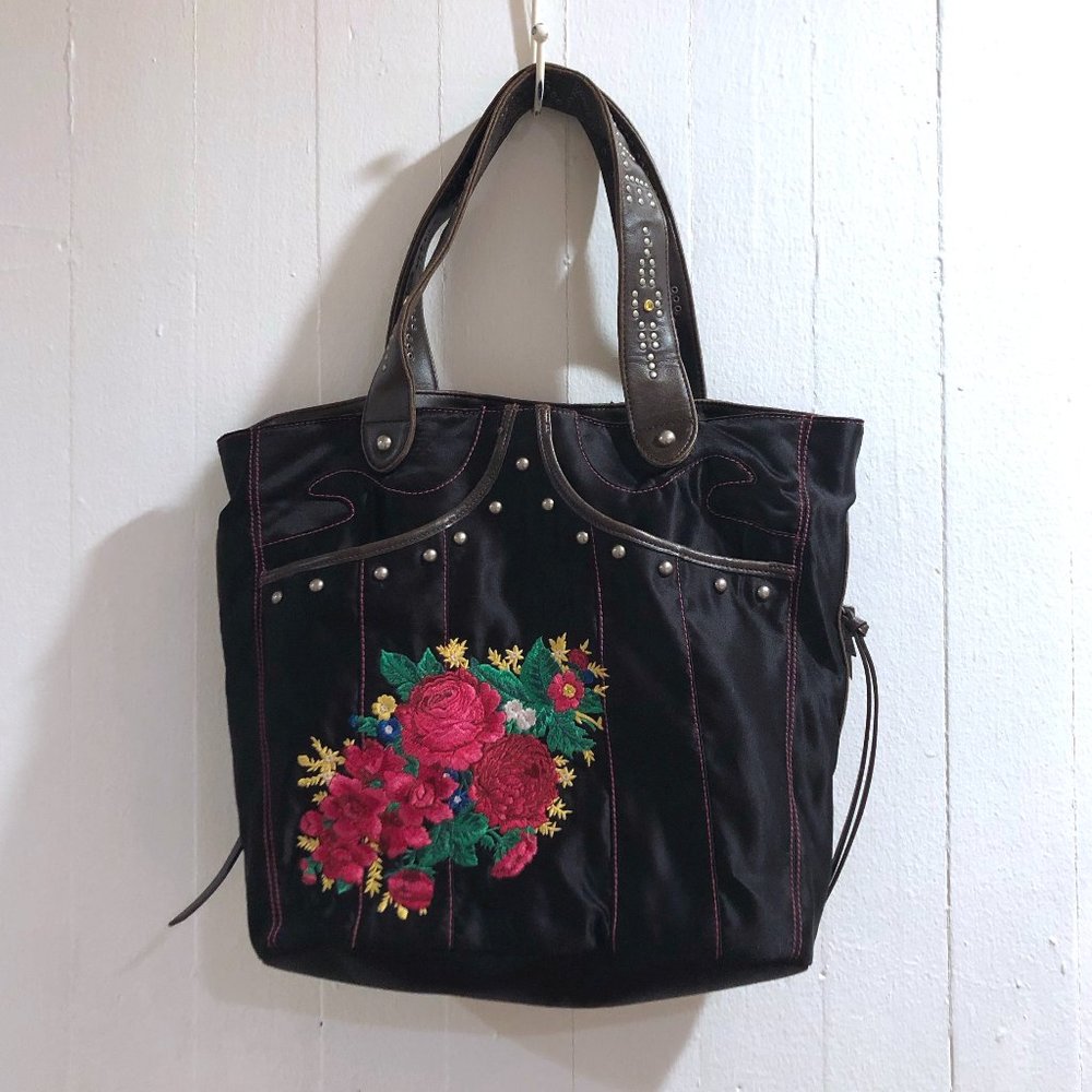 Betseyville Betsey Johnson Floral Handbag